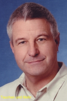 Uwe Heeg (taucht seit 1986), seit 1993 Tauchlehrer